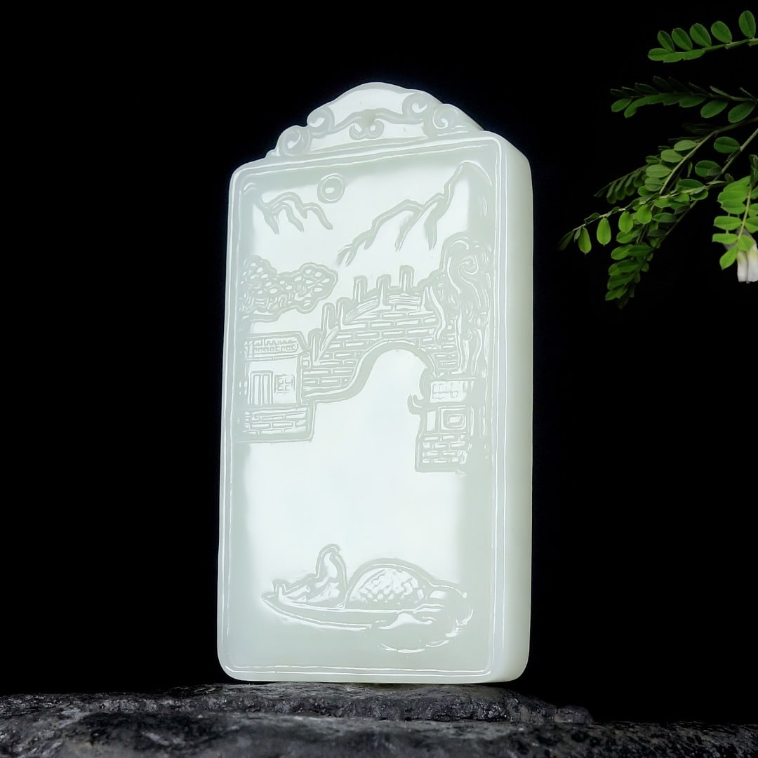 An Exquisite White Jade Landscape Pattern Pendant - 3