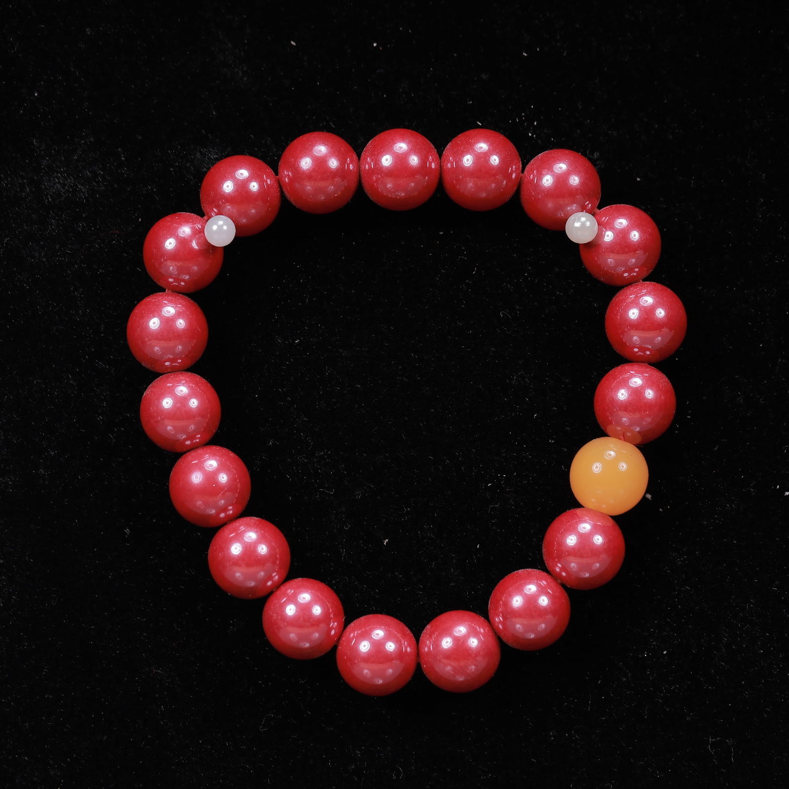 An Exquisite Cinnabar Bracelets - 2