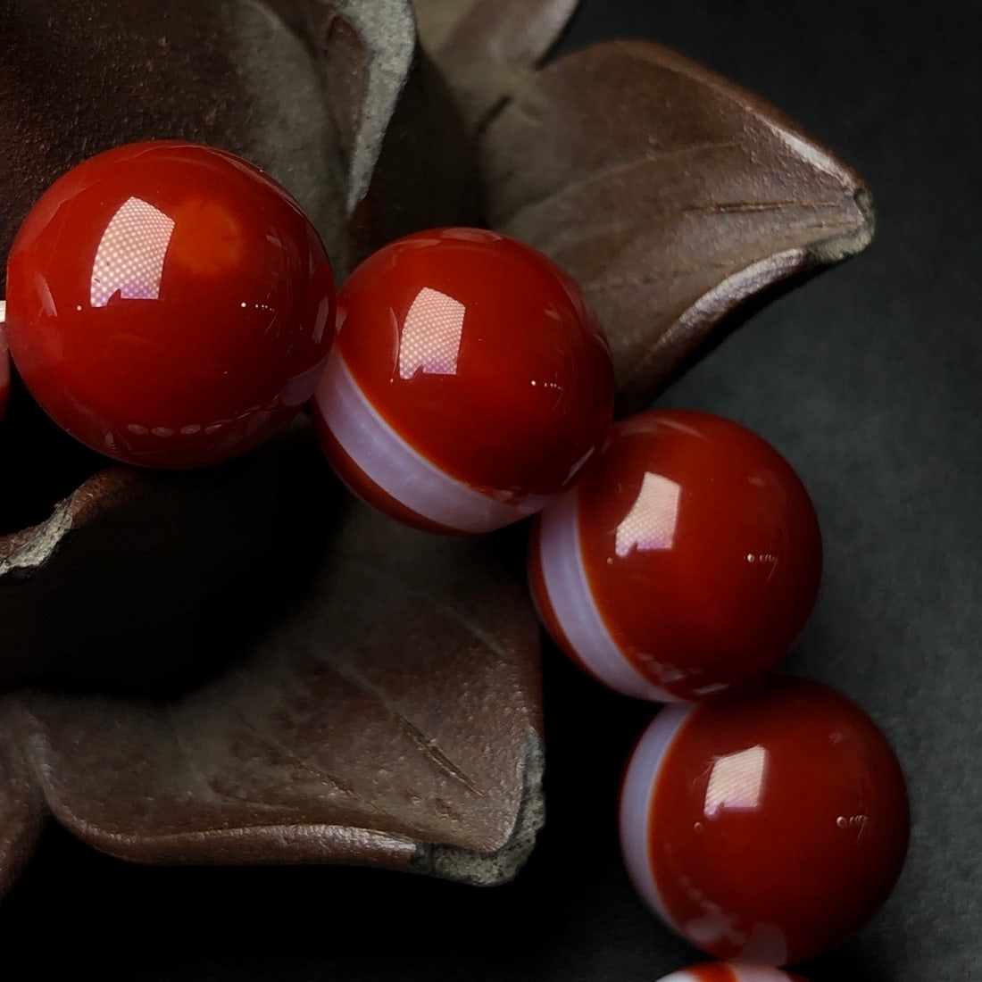 An Exquisite Agate Bracelets - 7