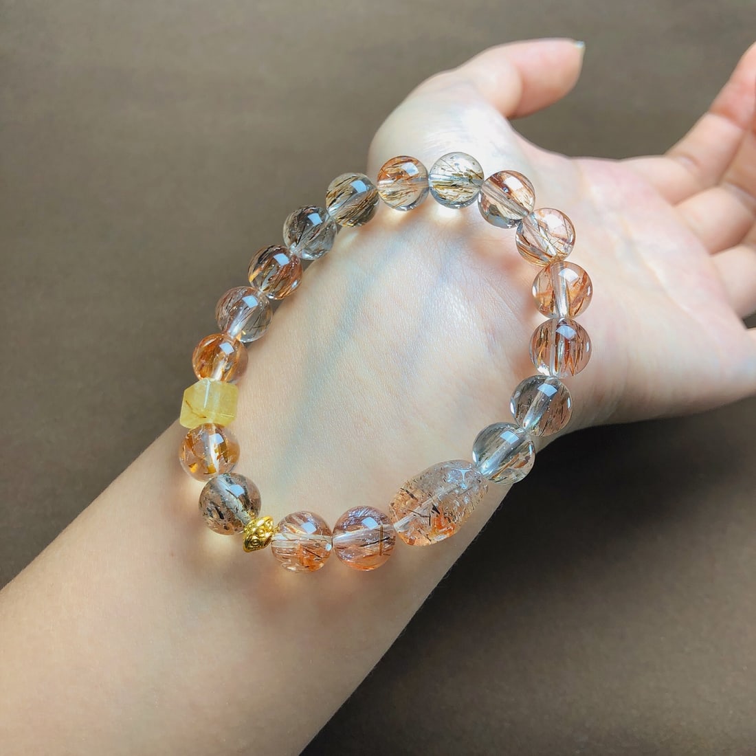 An Exquisite Crystal Bracelets - 5