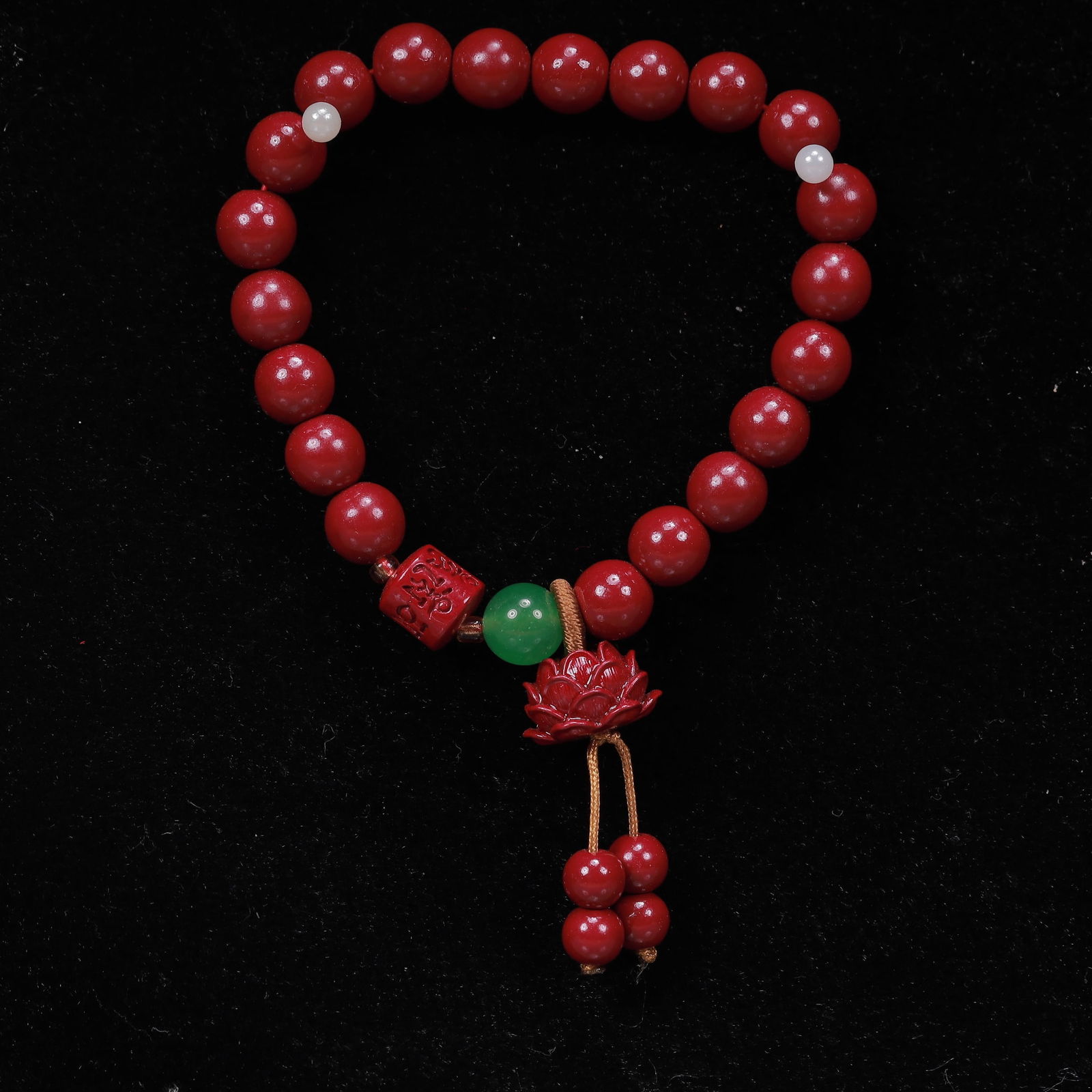 An Exquisite Cinnabar Lotus Pattern Bracelets: An Exquisite Cinnabar Lotus Pattern Bracelets, Size:8cm*21, Weight:20g 朱砂莲花手串