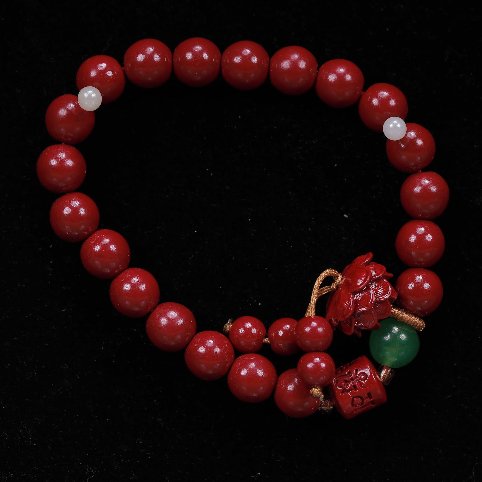 An Exquisite Cinnabar Lotus Pattern Bracelets - 2