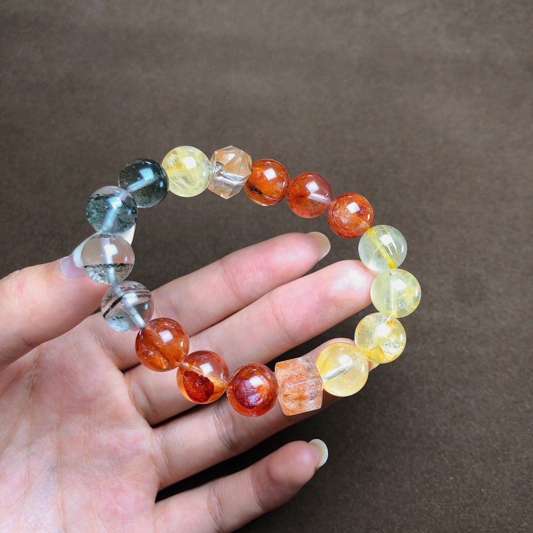 An Exquisite Crystal Bracelets - 4