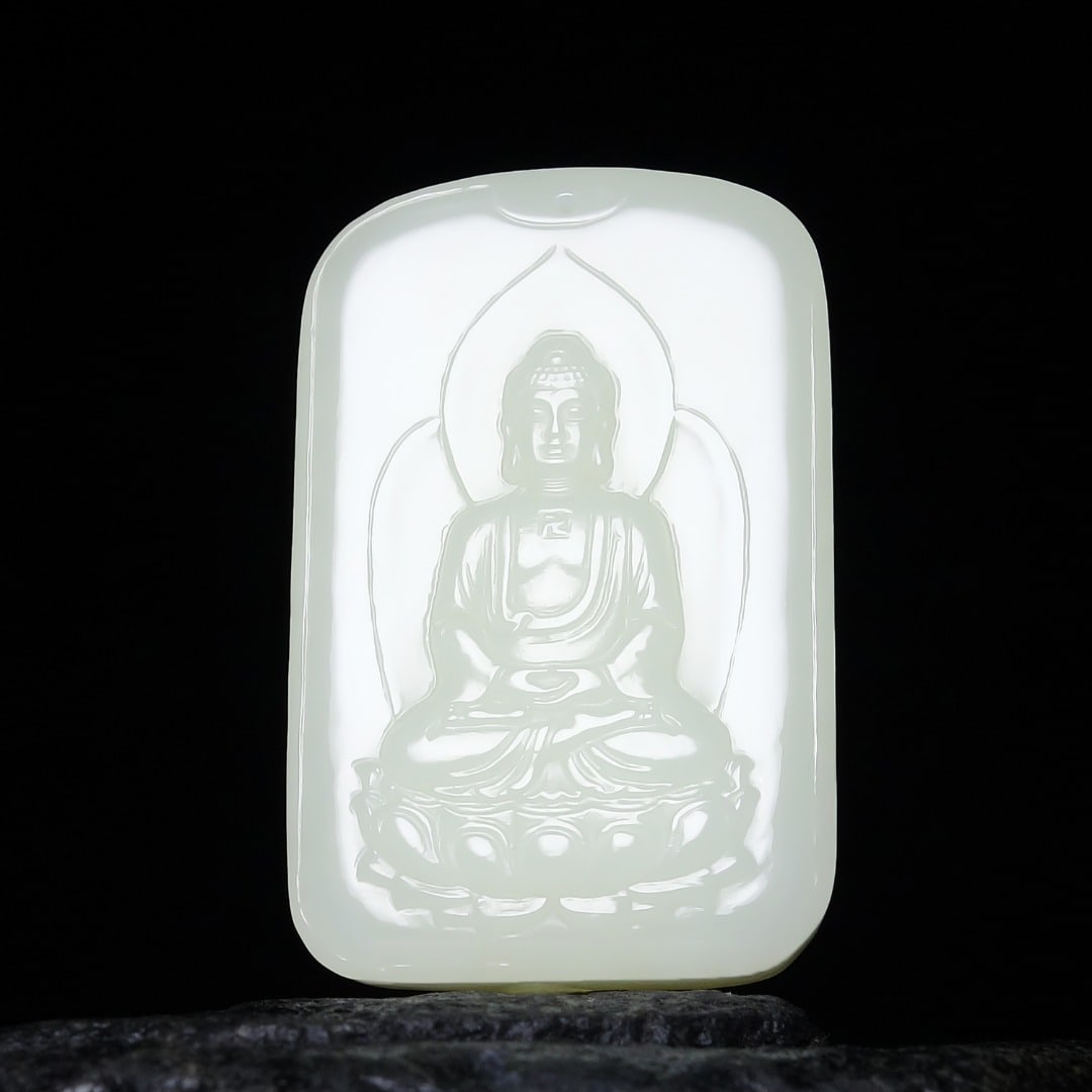 An Exquisite White Jade Statue of Sakyamuni Pendant: An Exquisite White Jade Statue of Sakyamuni Pendant,Size:50mmx32mmx9mm 白玉释迦摩尼像挂件