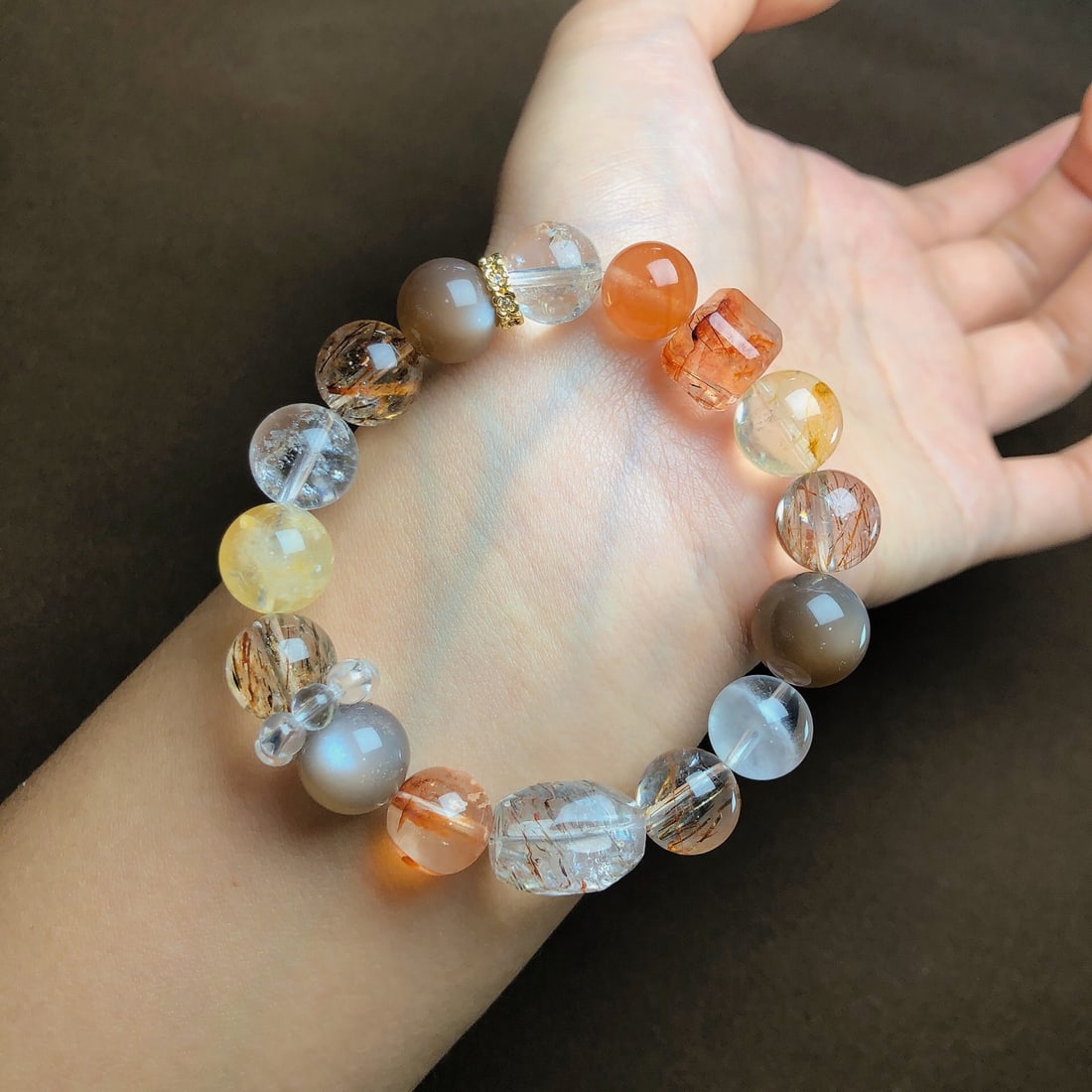 An Exquisite Crystal Bracelets - 2