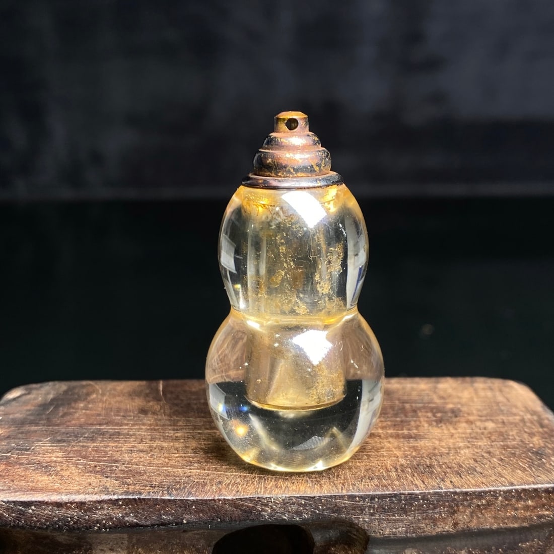An Exquisite Crystal Bottle Gourd Pendant: An Exquisite Crystal Bottle Gourd Pendant,Size:45mmx7mm,Weight:29.3g 水晶盖瓶葫芦挂件