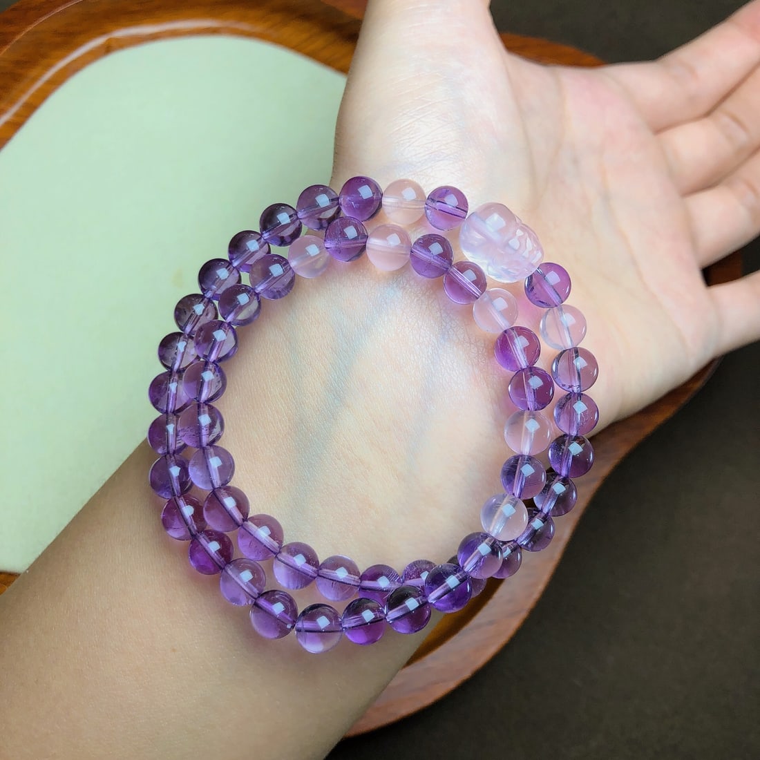 An Exquisite Crystal Bracelets - 2