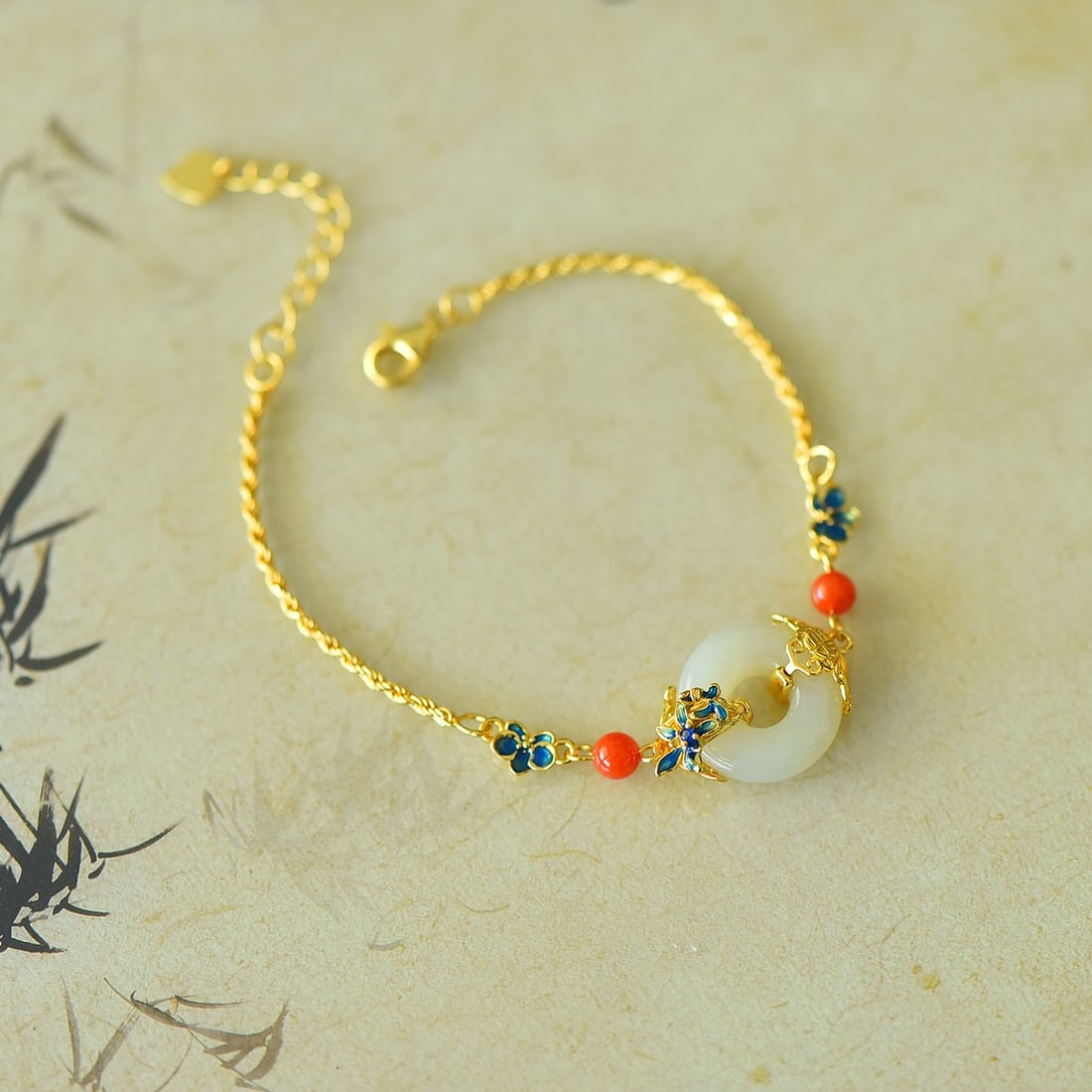 An Exquisite Sterling Silver-Gold Plated Inlaid White Jade Enamel Bracelet: An Exquisite Sterling Silver-Gold Plated Inlaid White Jade Enamel Bracelet 纯银镀金镶白玉珐琅手链