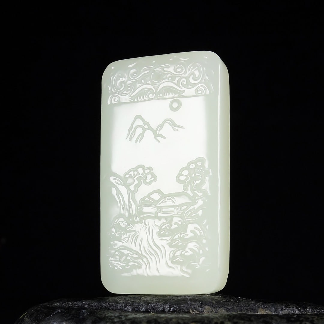 An Exquisite White Jade Landscape Pattern Pendant - 3