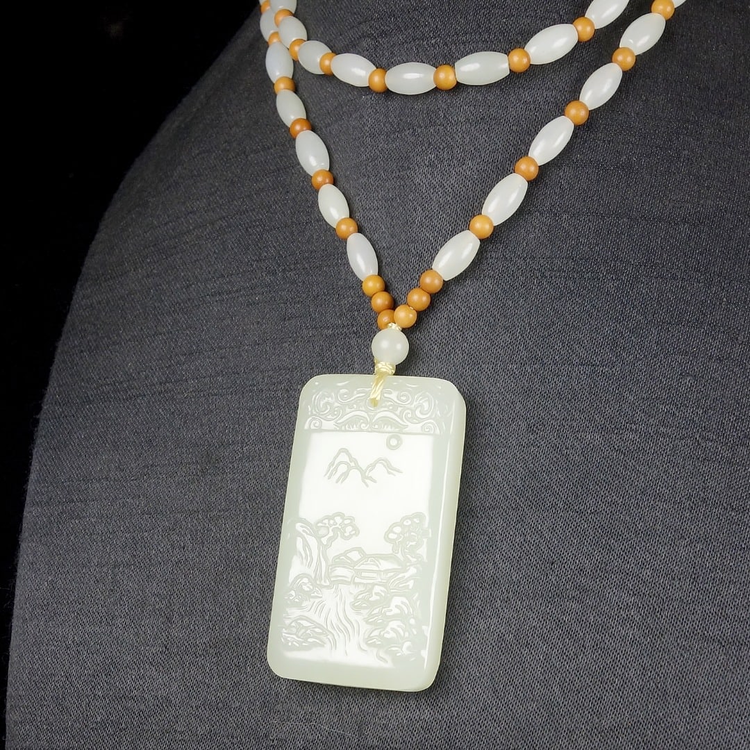 An Exquisite White Jade Landscape Pattern Pendant - 5