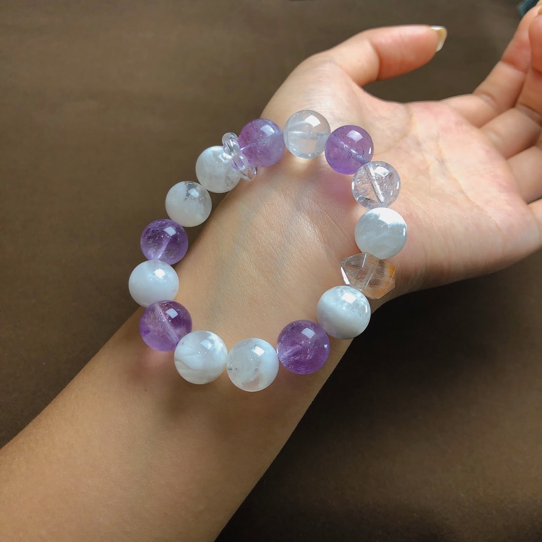 An Exquisite Crystal Bracelets - 3