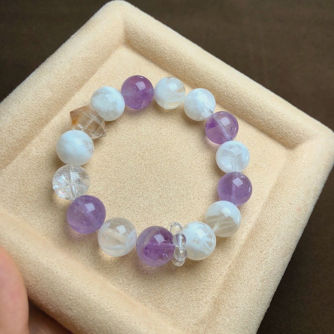 An Exquisite Crystal Bracelets - 8