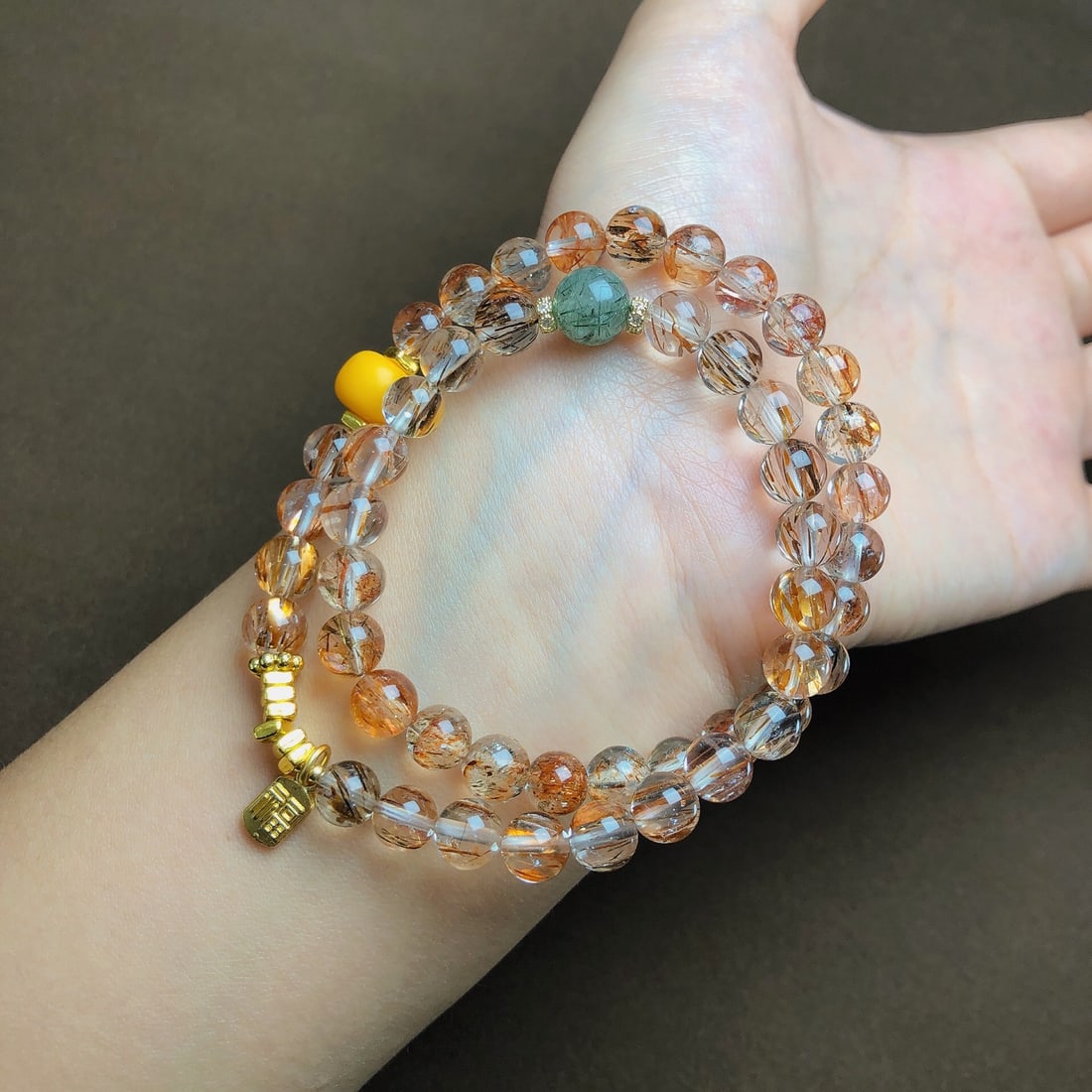 An Exquisite Crystal Bracelets - 2