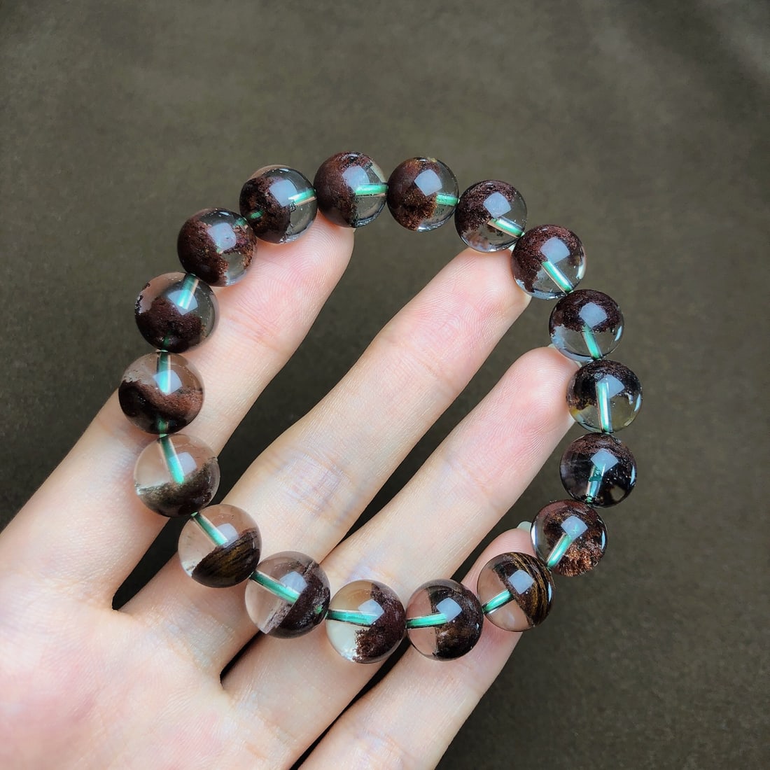 An Exquisite Crystal Bracelets: An Exquisite Crystal Bracelets,Size:10.8mm,Weight:33.5g 水晶手串