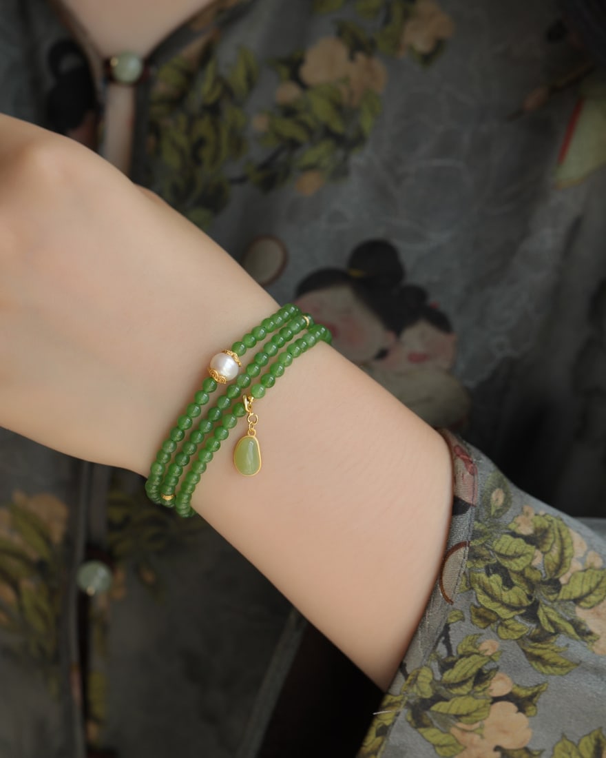 An Exquisite Jasper Bracelets - 8