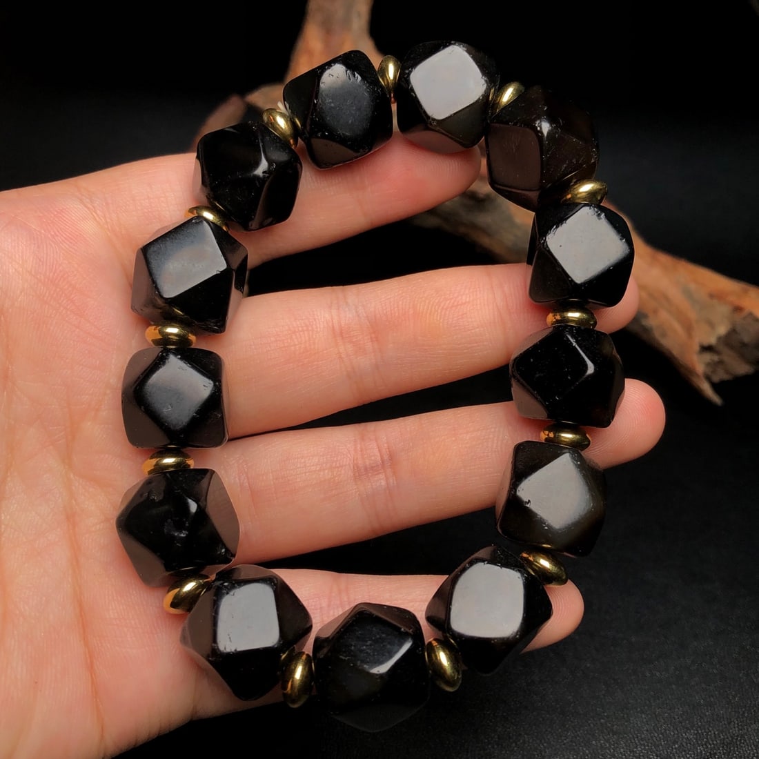 An Exquisite Agate Bracelets - 4