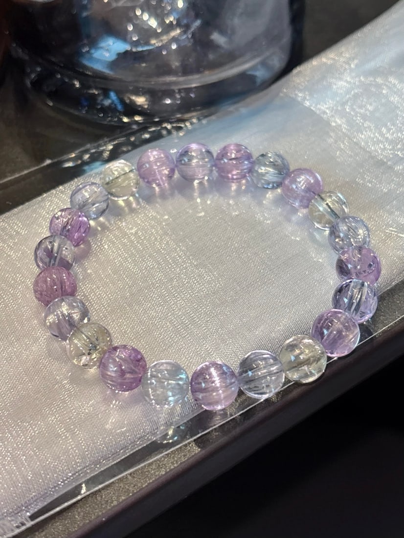 An Exquisite Crystal Bracelets: An Exquisite Crystal Bracelets,Size:9.2mm,Weight:27.5g 水晶手串