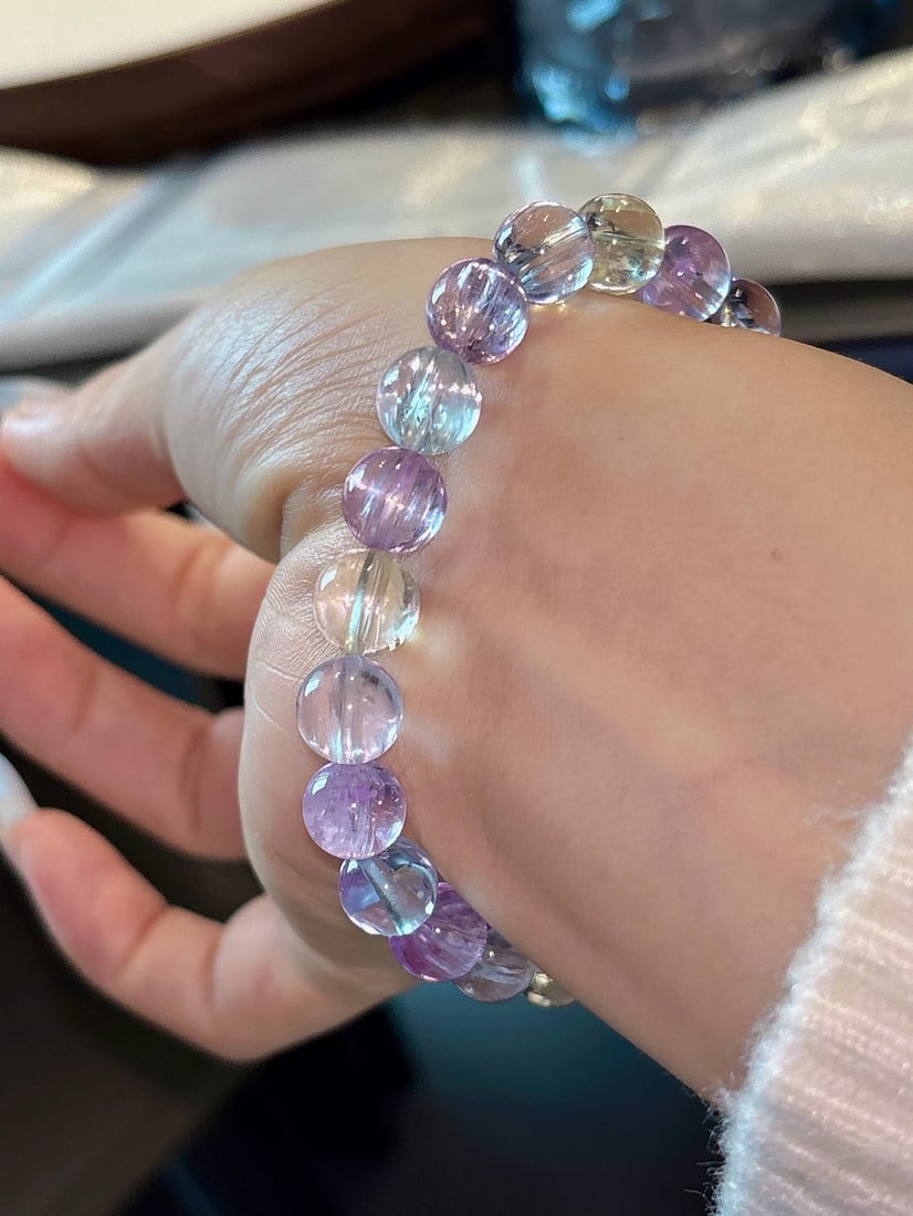 An Exquisite Crystal Bracelets - 4