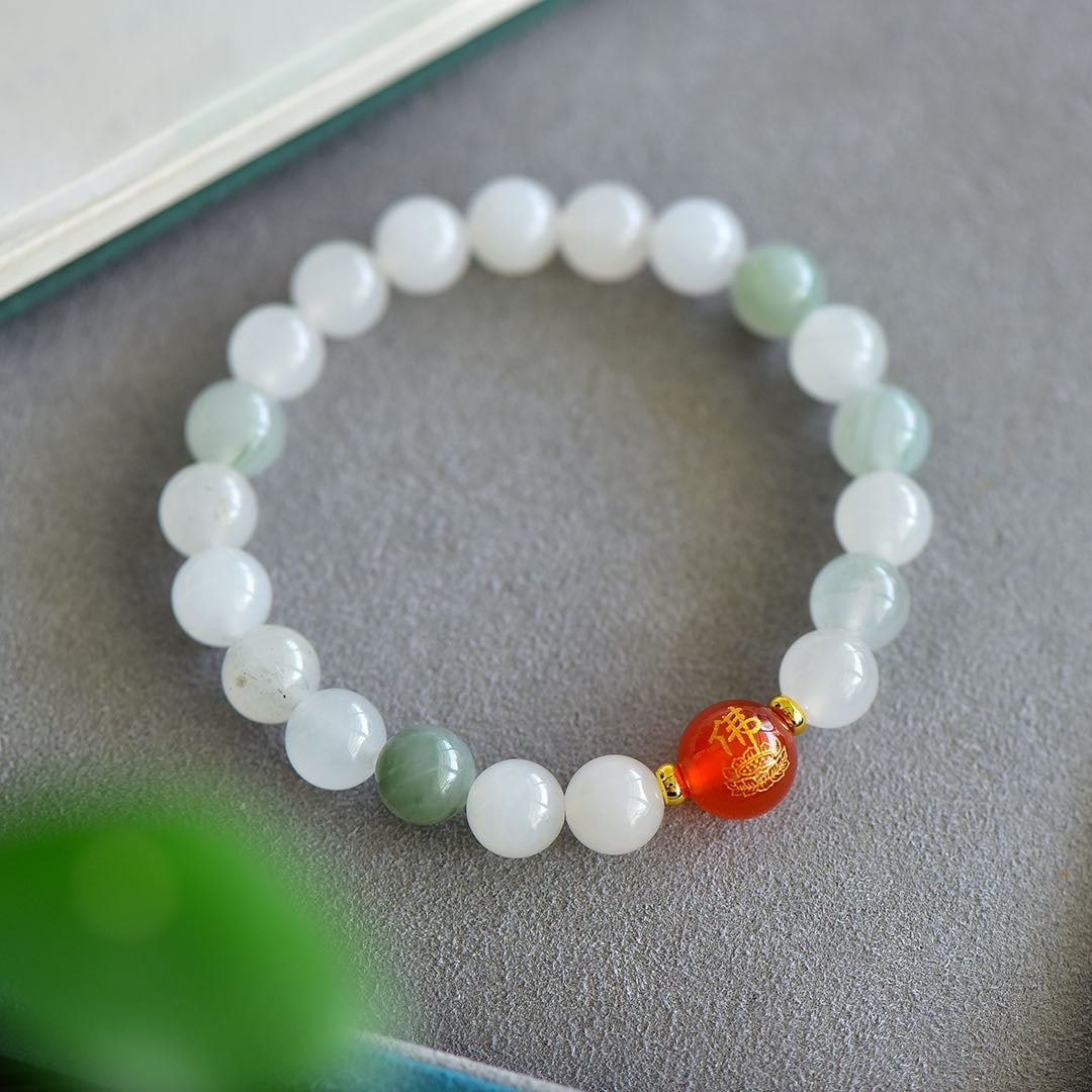 An Exquisite White Jade Bracelets: An Exquisite White Jade Bracelets,Size:8mm 白玉手串
