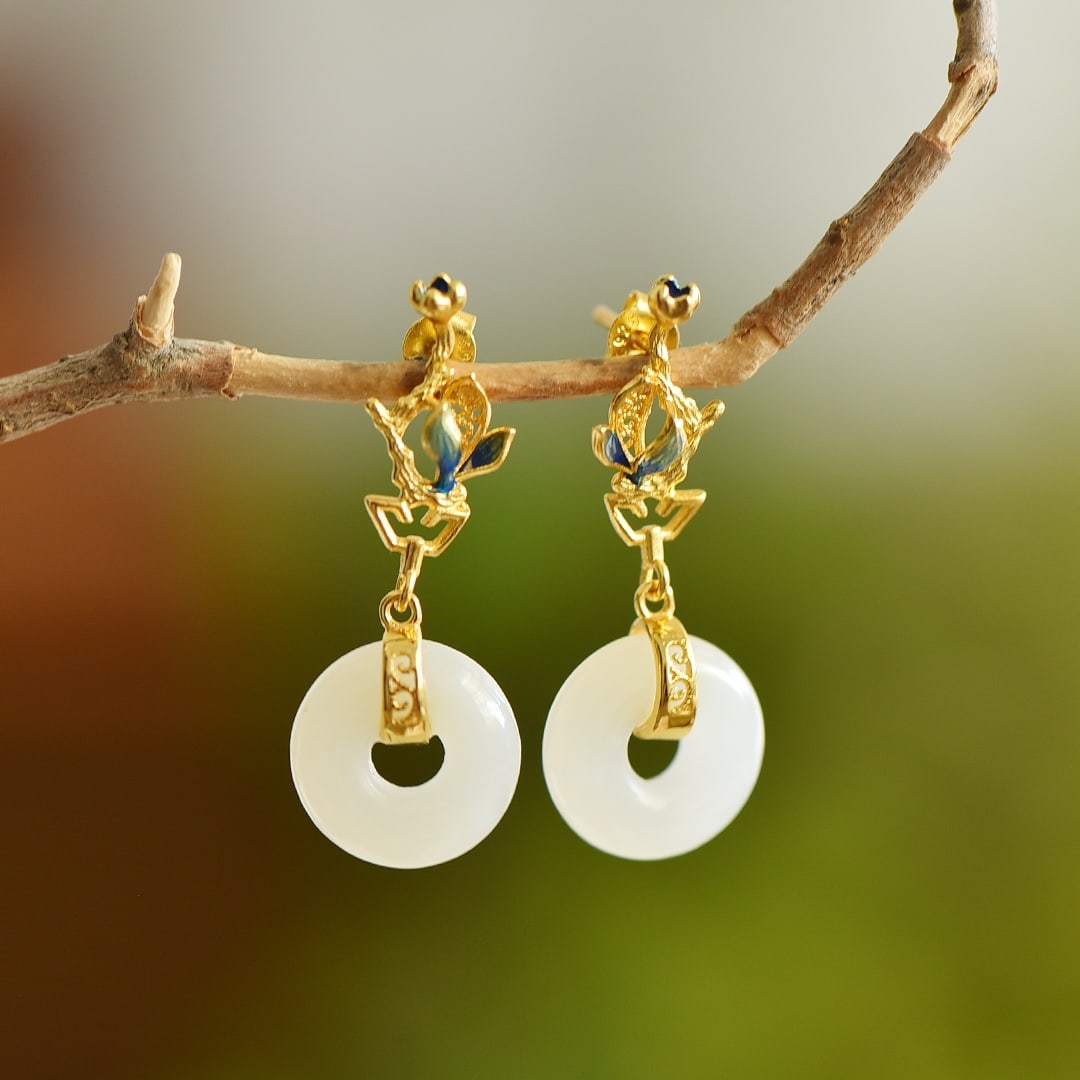 A Pair of Exquisite Sterling Silver-Gold Plated Inlaid White Jade Enamel Earrings: A Pair of Exquisite Sterling Silver-Gold Plated Inlaid White Jade Enamel Earrings, 一对纯银镀金镶白玉珐琅耳环