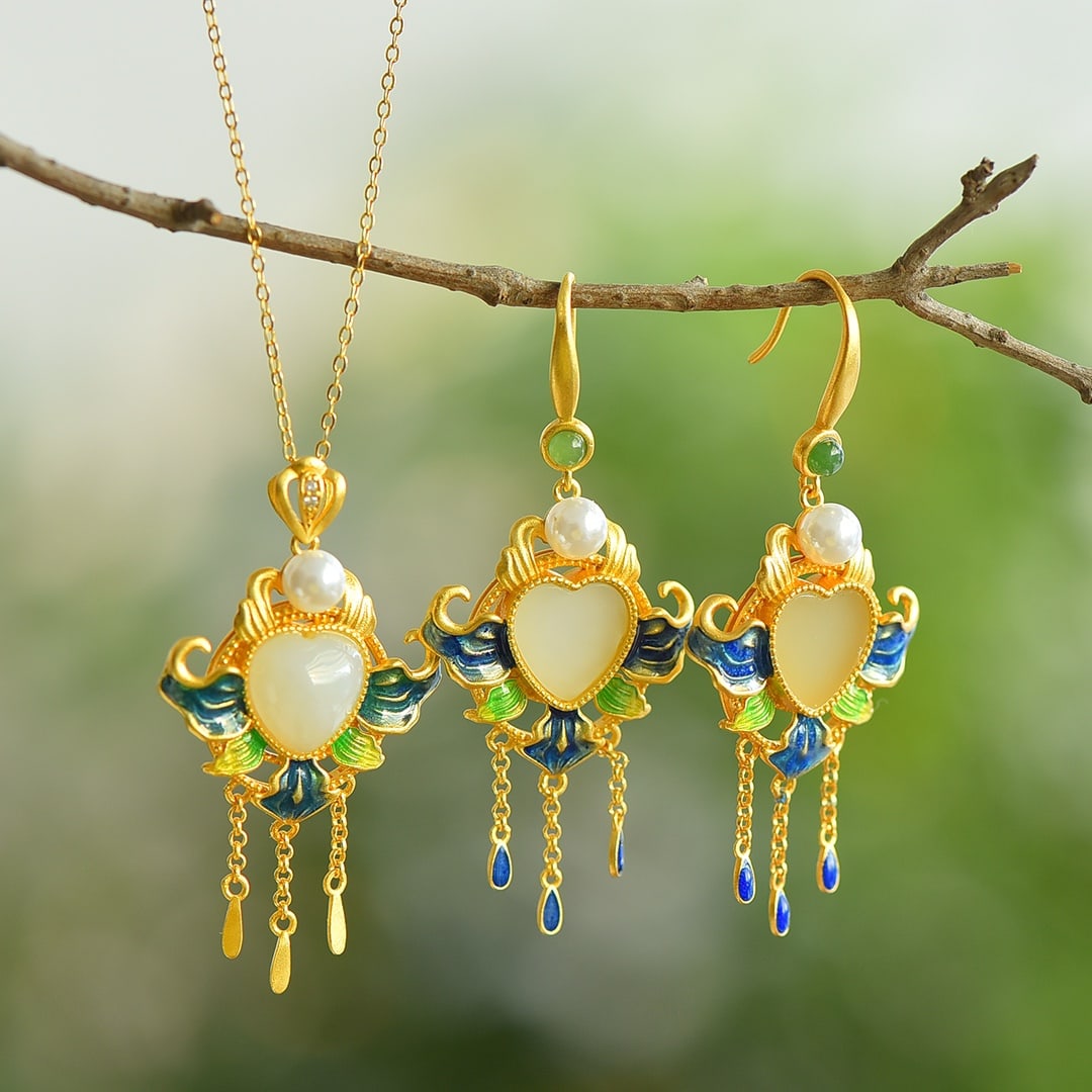 A Set of Fine Sterling Silver-Gold Plated Inlaid White Jade Enamel Jewelrys, Inlaid Pearl: A Set of Fine Sterling Silver-Gold Plated Inlaid White Jade Enamel Jewelrys, Inlaid Pearl, 一套纯银镀金镶白玉珐琅首饰ʌ