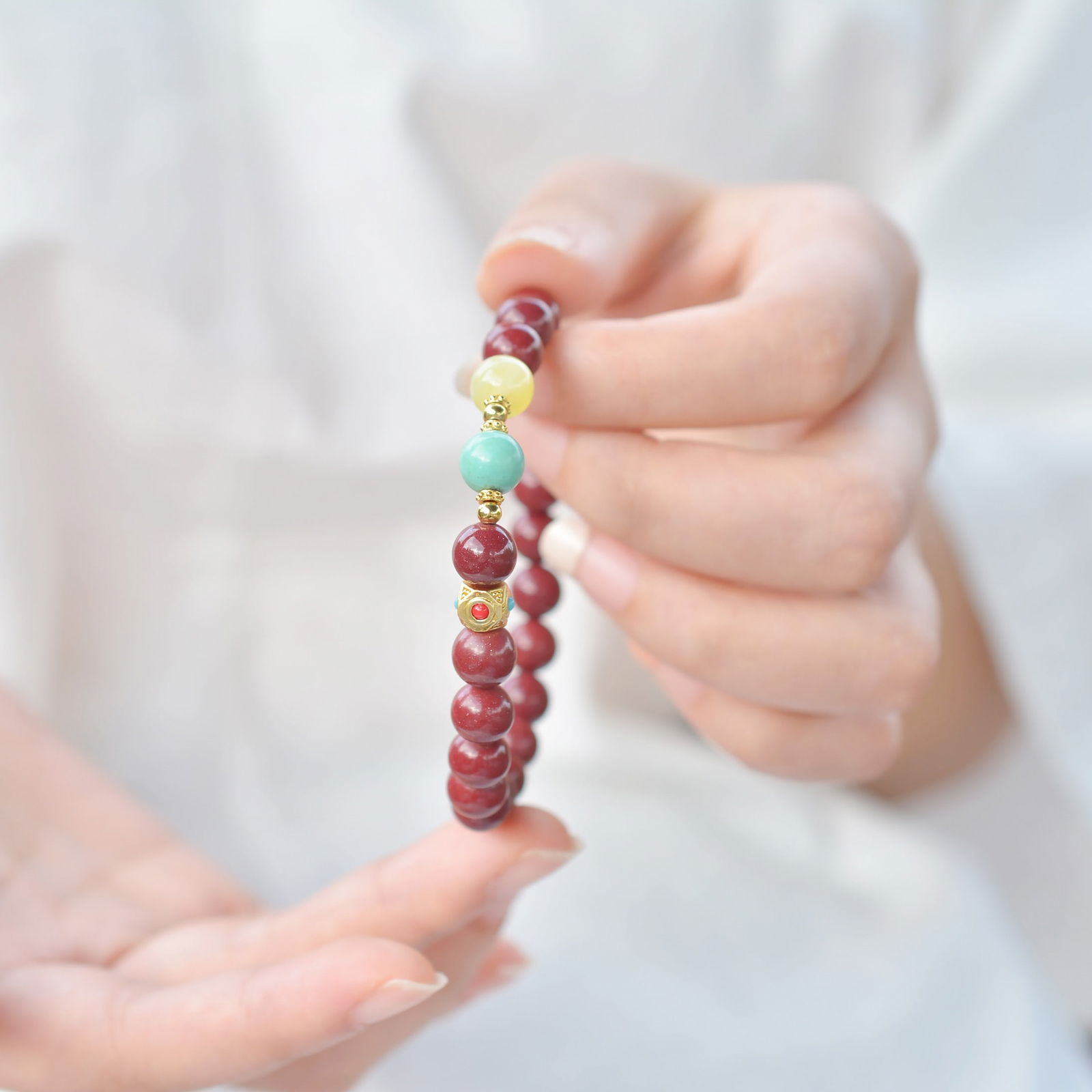 An Exquisite Cinnabar Bracelets - 2