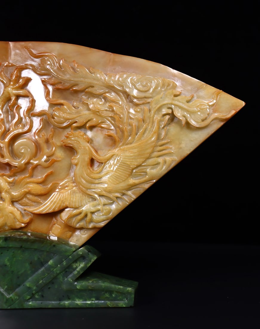 A Exquisite Hetian Jade Dragon Pattern Fan - 3