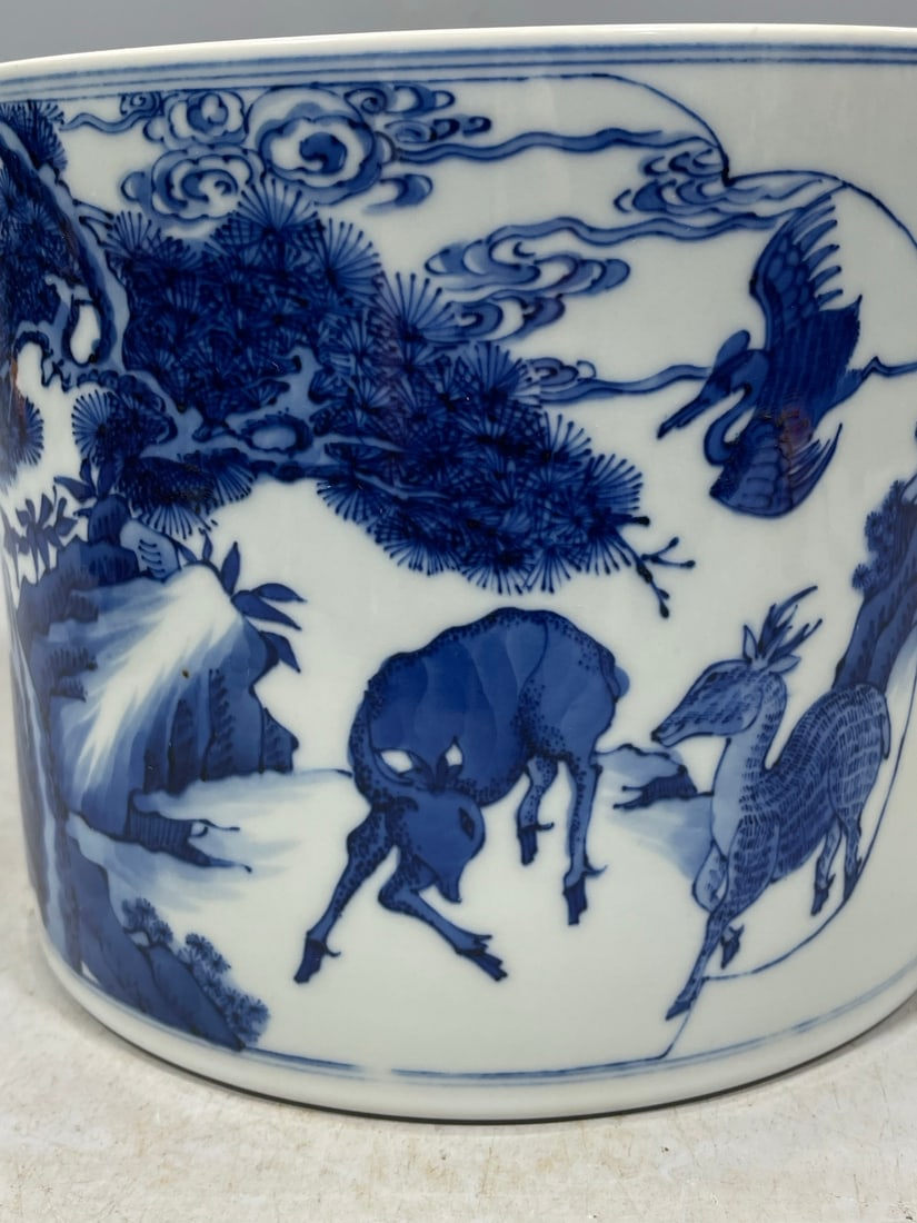 Blue and White Deer Pattern Brush Pot - 8