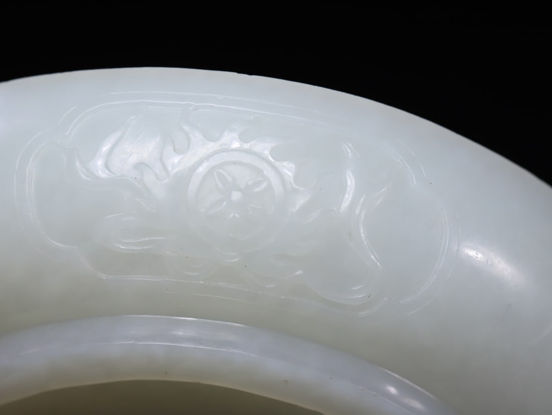 A Exquisite Hotan Jade Lotus Leaf Pattern Box - 7