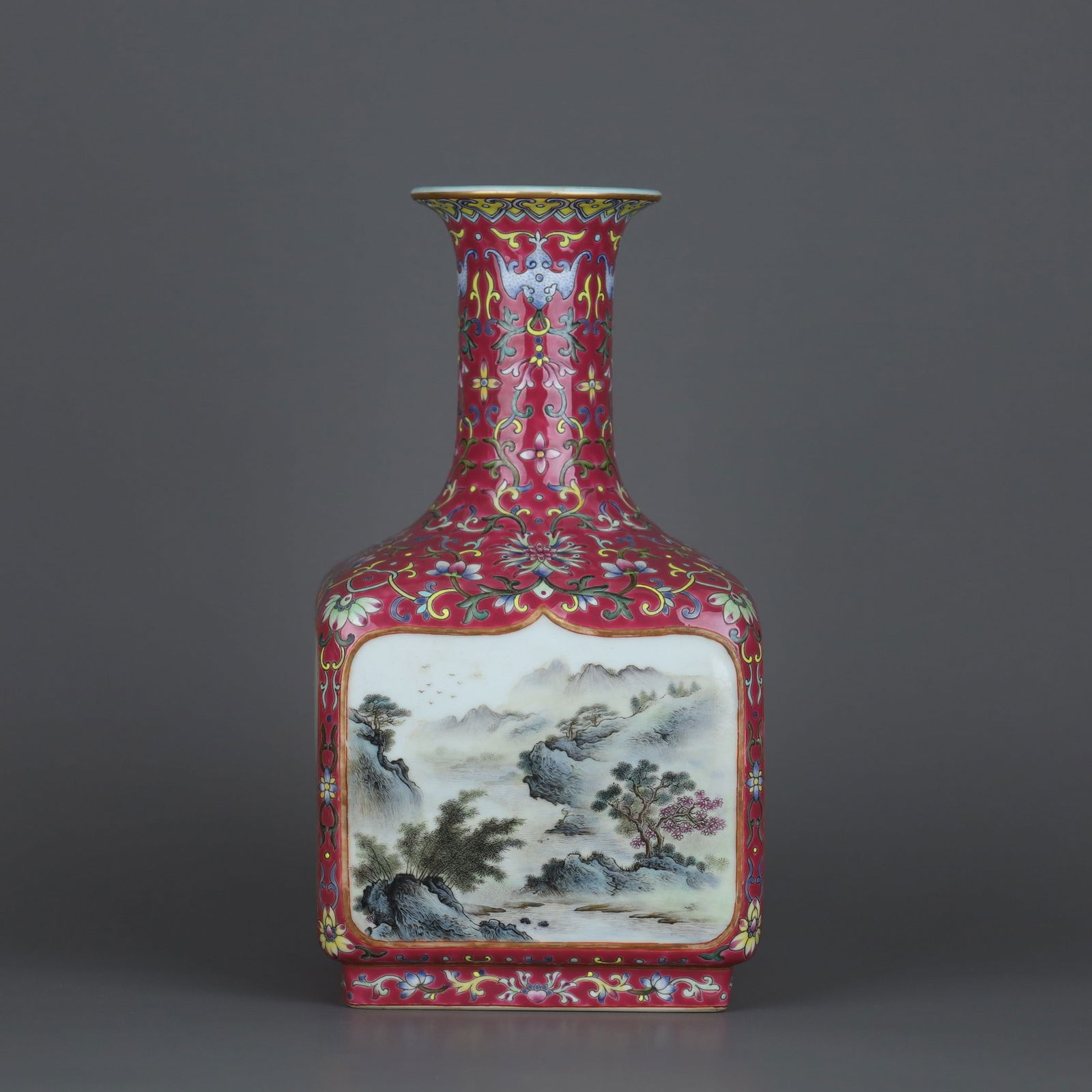 A Exquisite Ruby Red Ground Famille-Rose Landscape Pattern Vase - 3