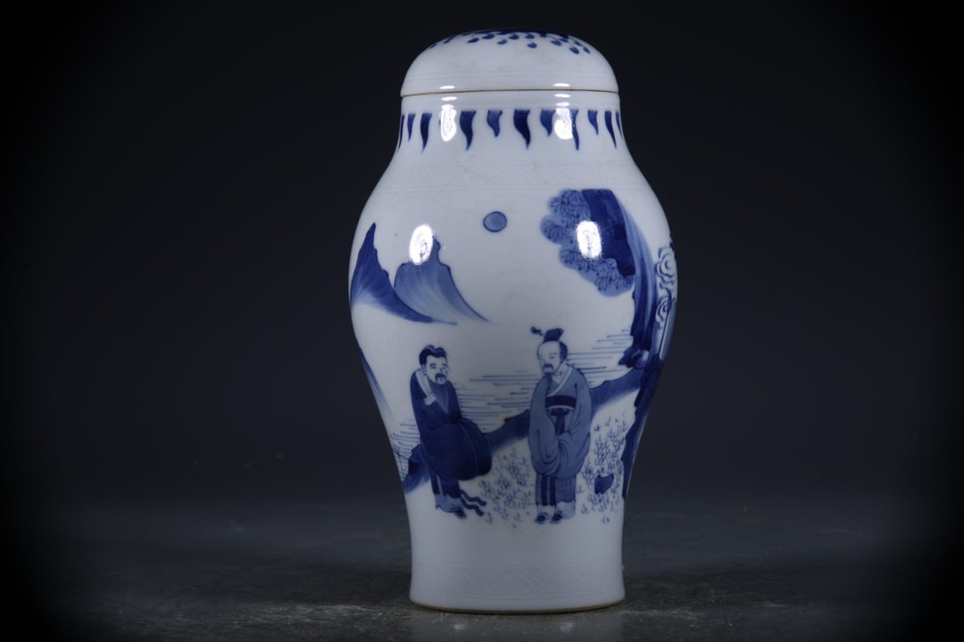 Blue and White Figures Pattern Jar: Blue and White Figures Pattern Jar,Ming Dynasty, China,Size:7.9inx2.8in 青花人物故事纹罐,中国明代