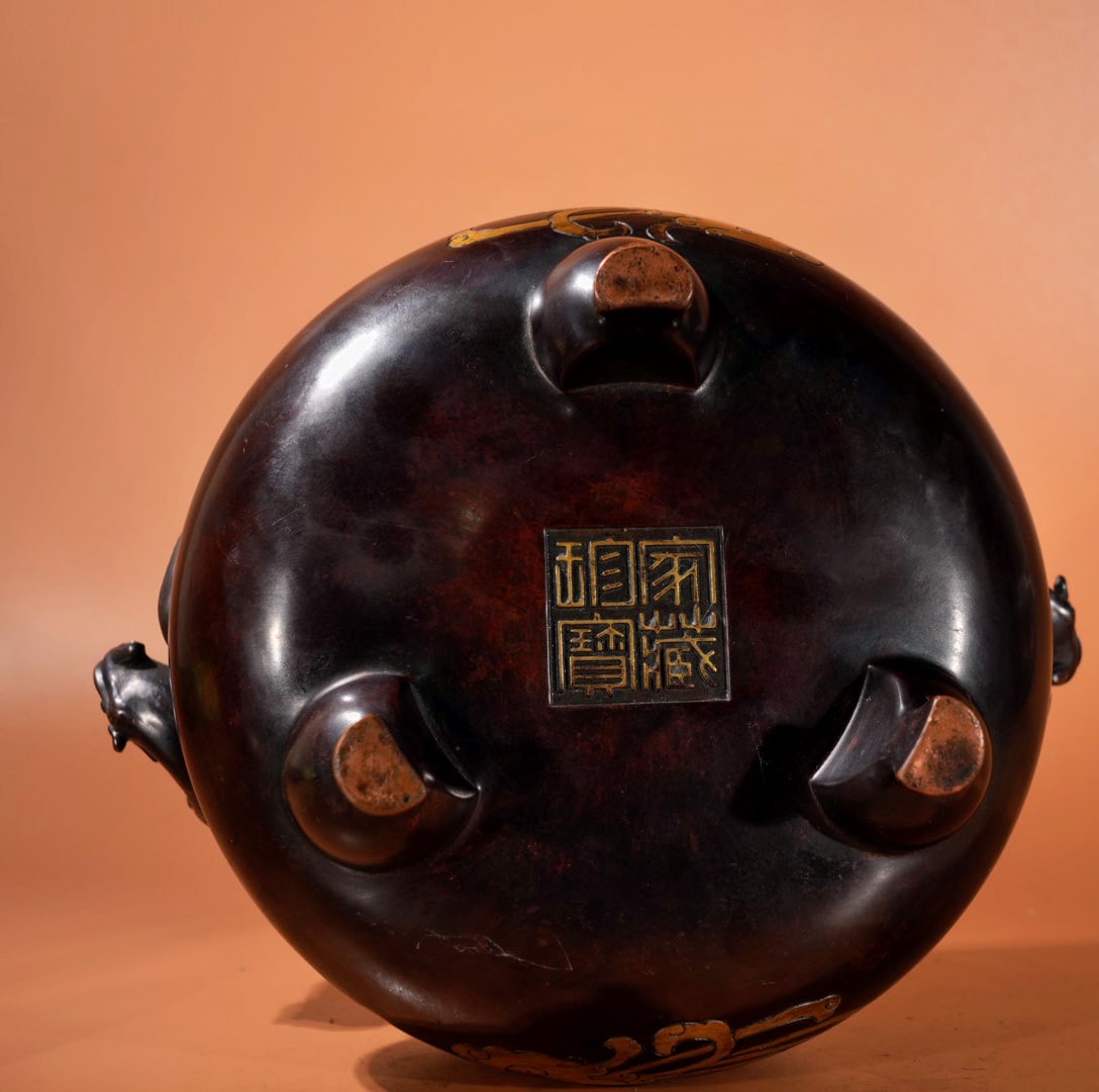 A Exquisite Gilt Bronze Dragon-Ears Censer - 9