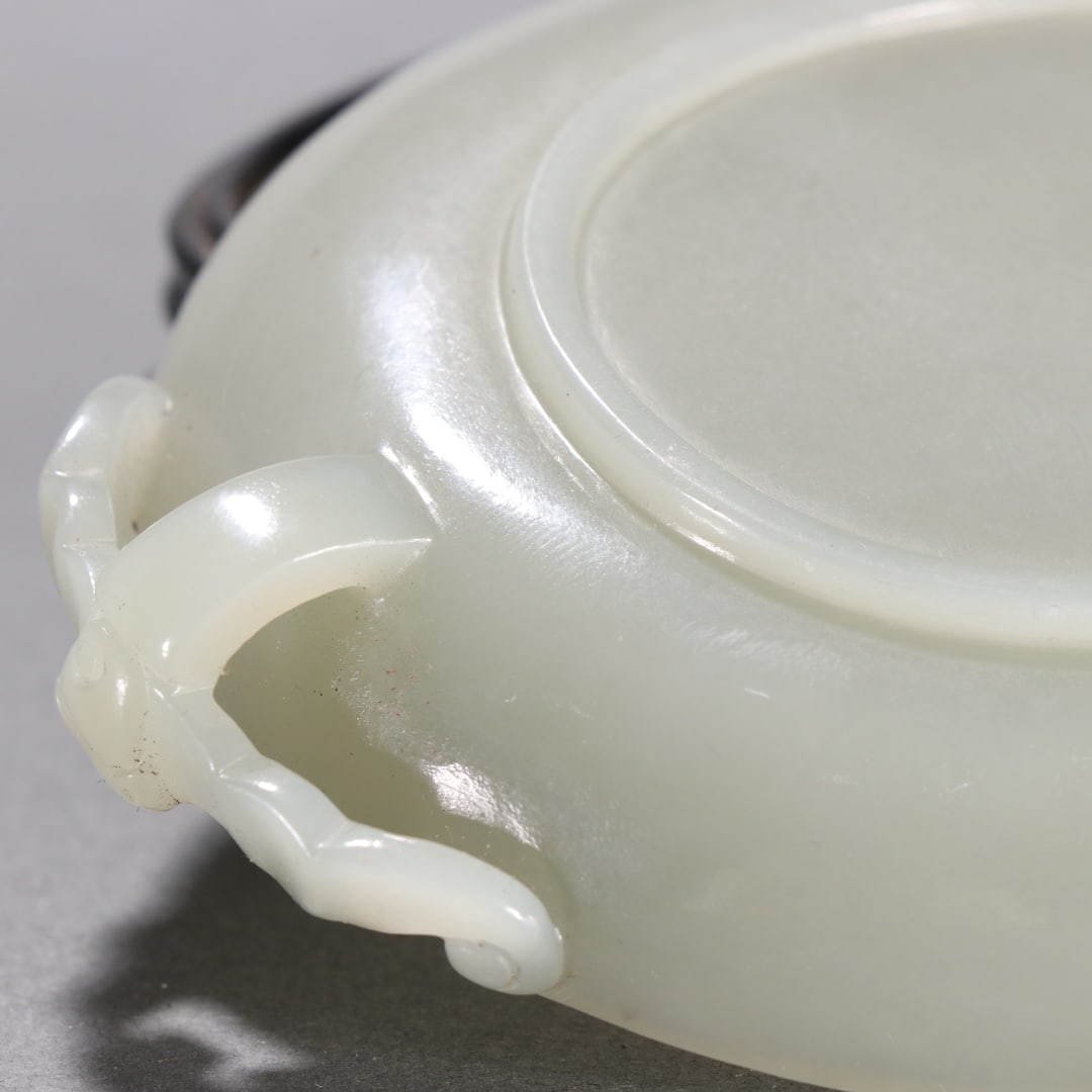 A Exquisite Hotan Jade Bat-ear Brush Washer - 9