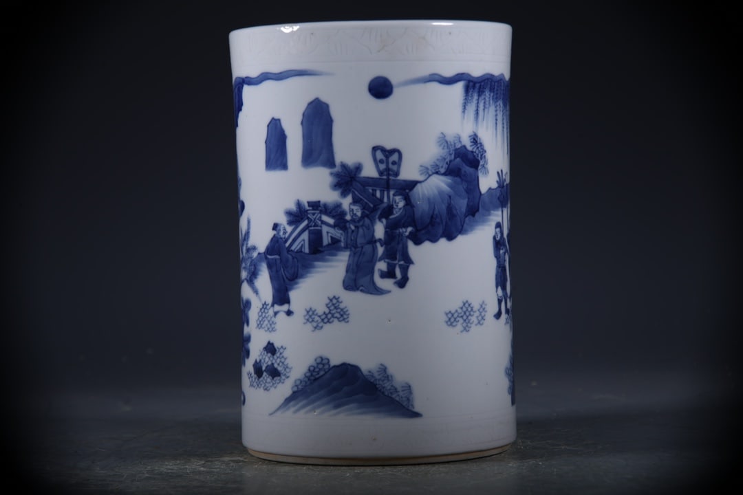 Blue and White Figures Pattern Brush Pot: Blue and White Figures Pattern Brush Pot,Ming Dynasty, China,Size:7.5inx5in 青花人物故事纹笔筒,中国明代