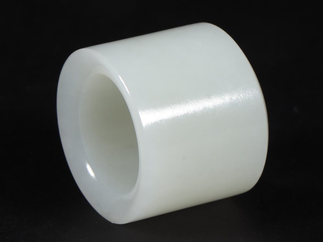 A Exquisite Hetian Jade Thumb Ring - 9