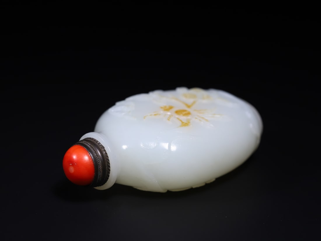 A Exquisite Hotan Jade Snuff Bottle - 6