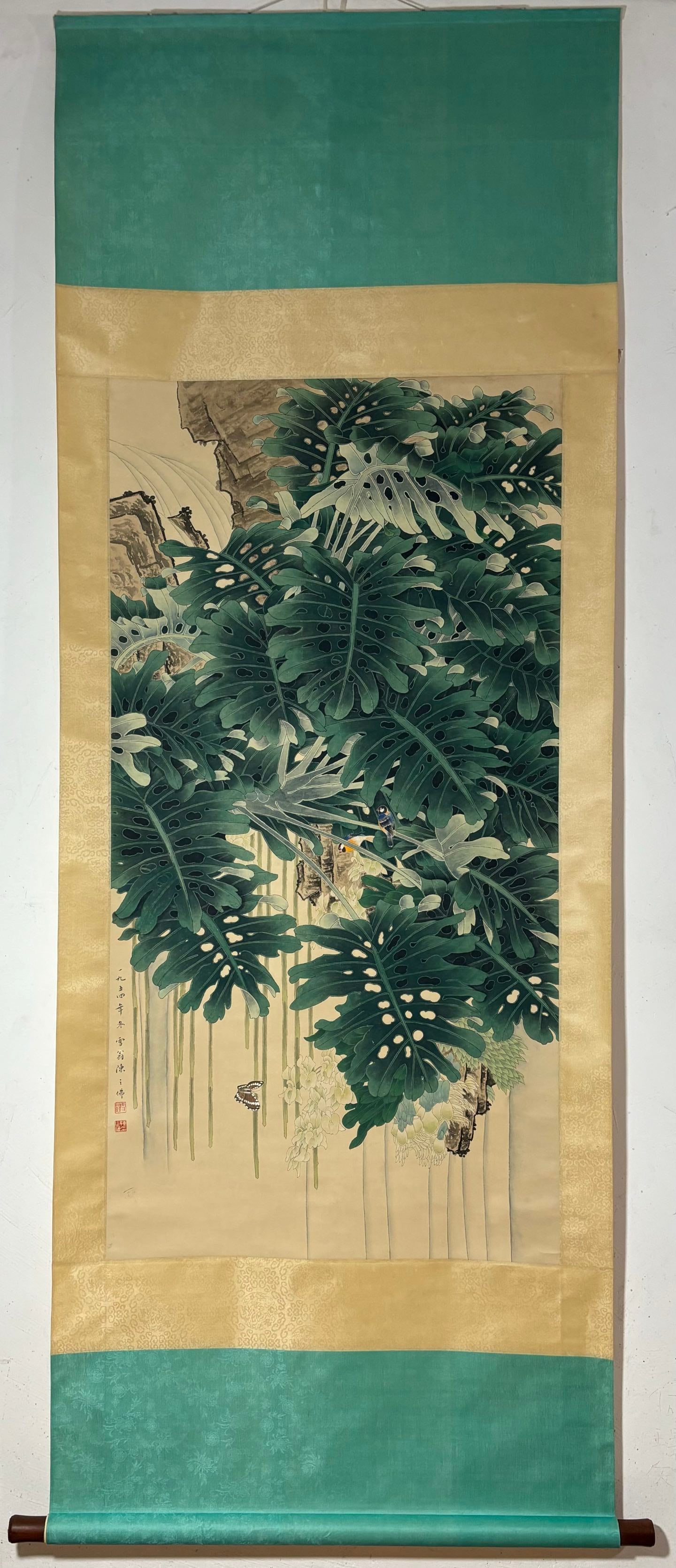 A Chinese Vertical Scroll Ink Painting of Flowers on Paper: A Chinese Vertical Scroll Ink Painting of Flowers on Paper,Modern Time of China,Chen Zhifo,without frame size:50inx25.6in 