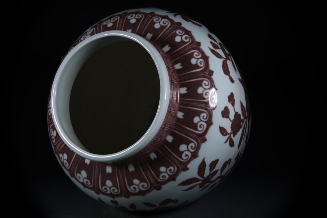 Underglaze-Red Phoenix Pomegranate Pattern Jar - 8