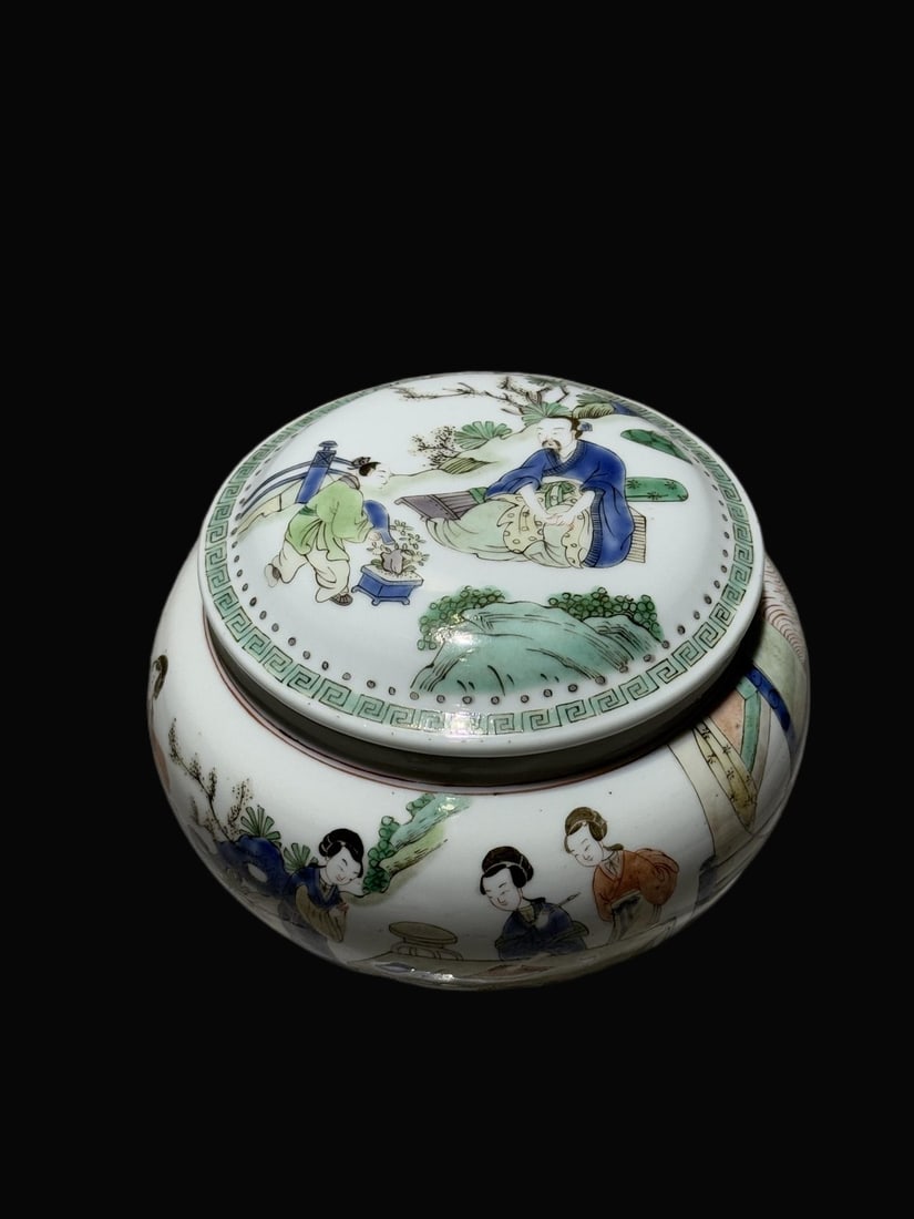 A Exquisite Wucai Character and Story Pattern Jar - 2