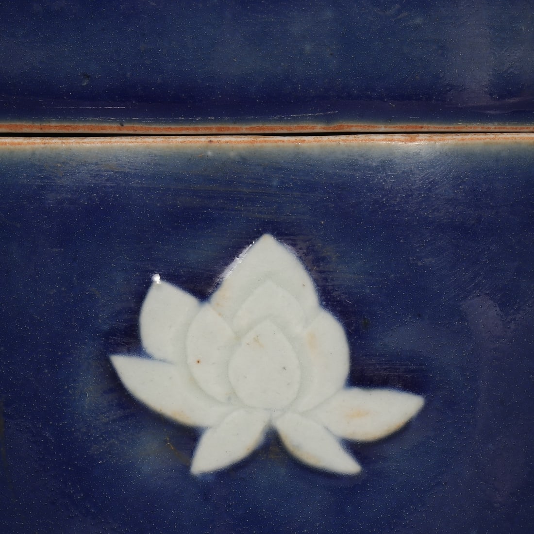 A Exquisite Ji Blue Glazed Dragon Pattern Box - 2