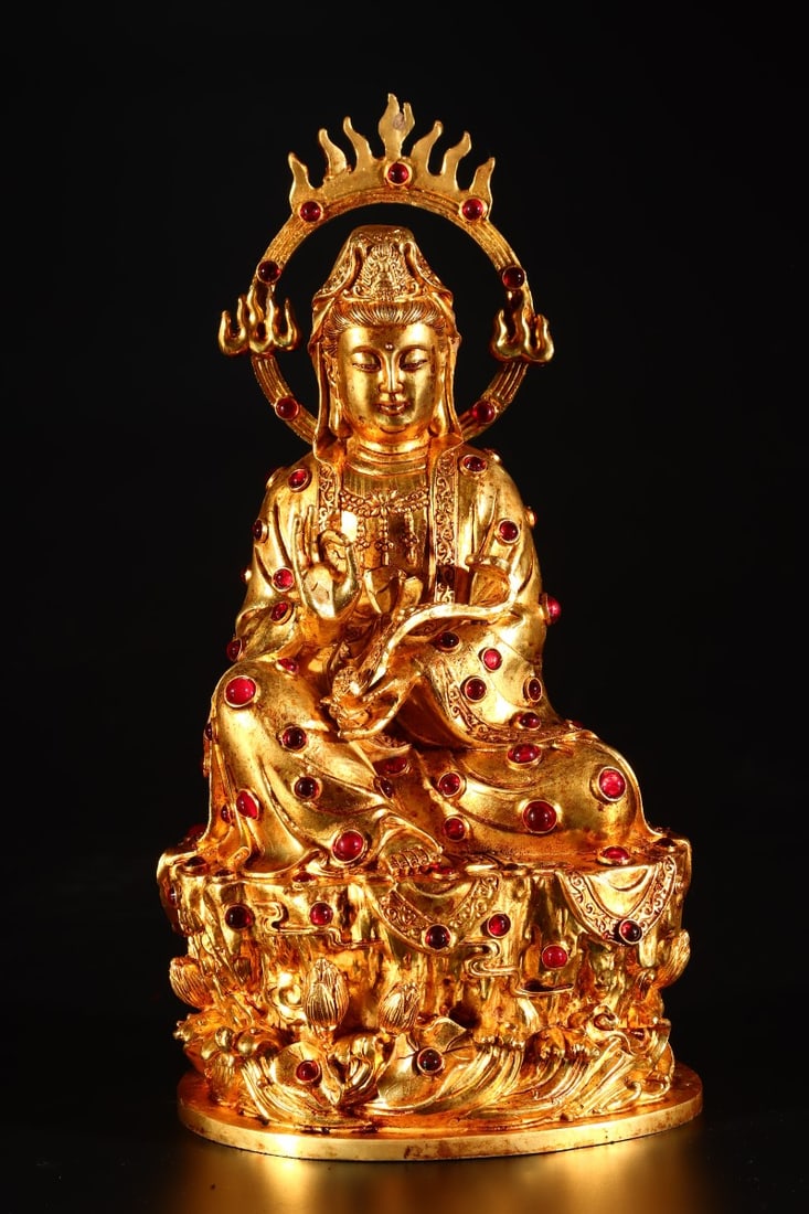 Bronze Gilt Gem-Inlaid Avalokitesvara Ornament: Bronze Gilt Gem-Inlaid Avalokitesvara Ornament,Qing Dynasty, China,Qianlong Four-character Mark,Size:6.3inx5.1inx12.2in,Weight:1957g 