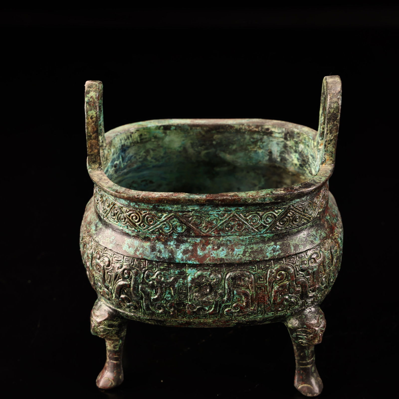 A Exquisite Bronze Tripod - 4