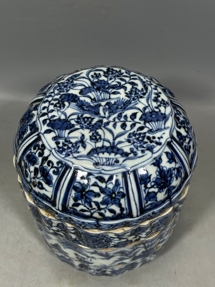 Blue and White Flower Pattern Jar - 4