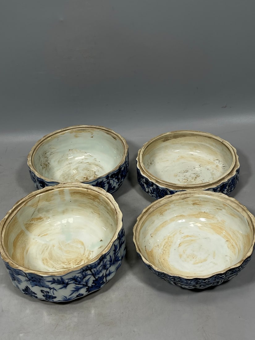 Blue and White Flower Pattern Jar - 5