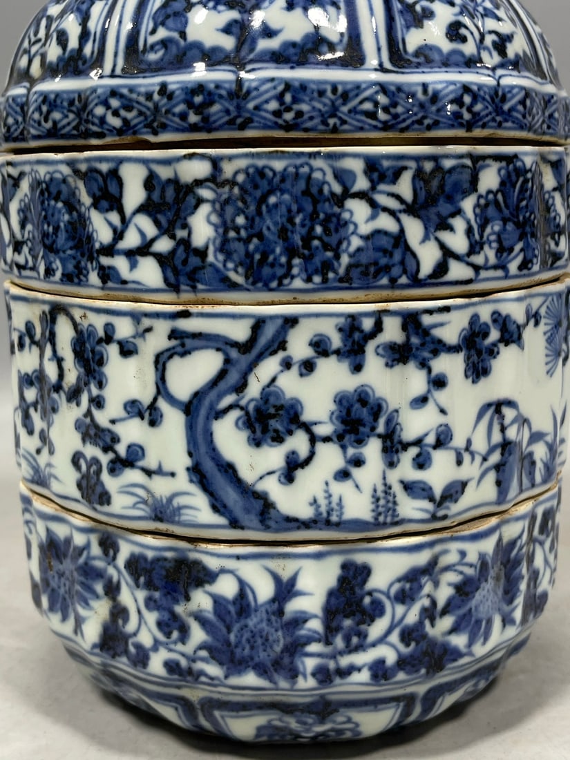Blue and White Flower Pattern Jar - 8