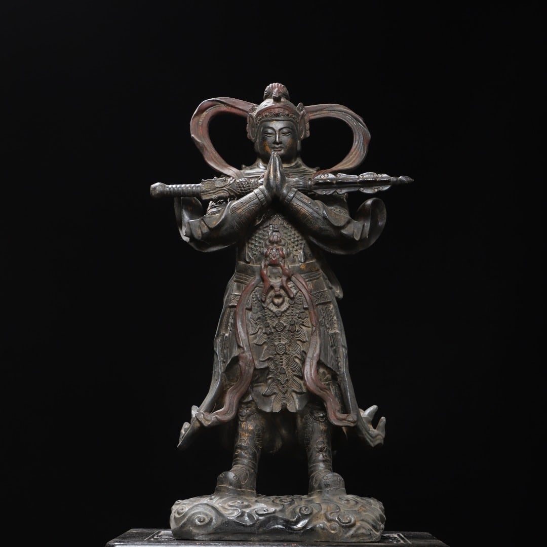 A Exquisite Gold Overlaid Bronze Buddha Statue Ornament: A Exquisite Gold Overlaid Bronze Buddha Statue Ornament,Qing Dynasty, China,Size:60x25x7.5in,Weight:11700g 