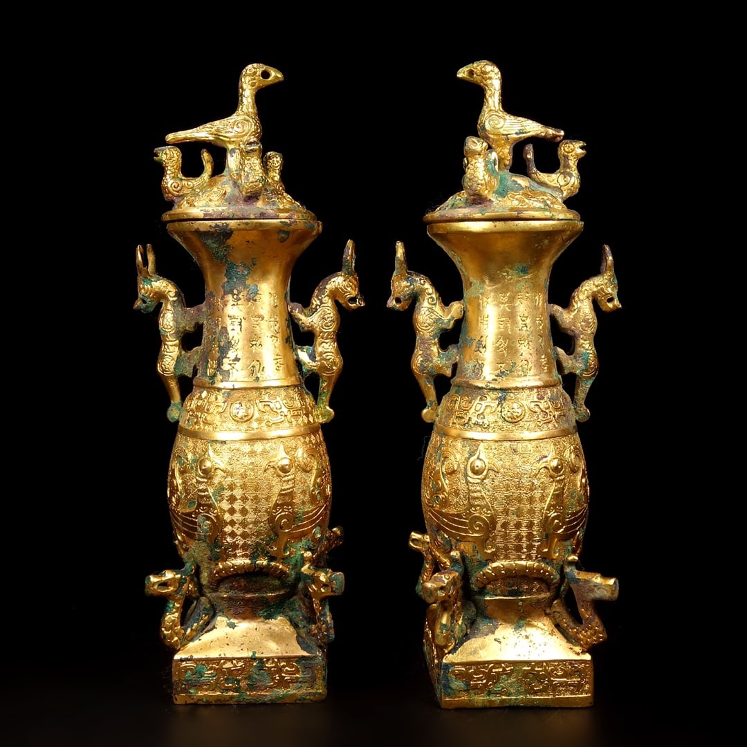 A pair of Exquisite Bronze Gilt Phoenix Pattern Vase (1 of 9)