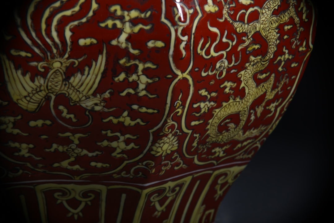 Red Ground Dragon Phoenix Pattern Jar - 6