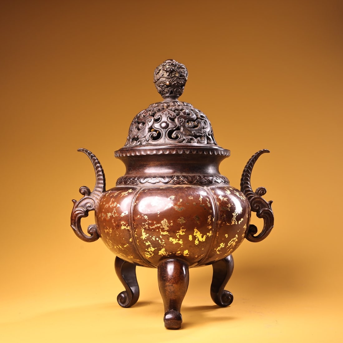 A Exquisite Red Copper High-relief Gold-spot Censer: A Exquisite Red Copper High-relief Gold-spot Censer,Ming Dynasty, China,Size:14.6inx7.9in,Weight:3600g 
