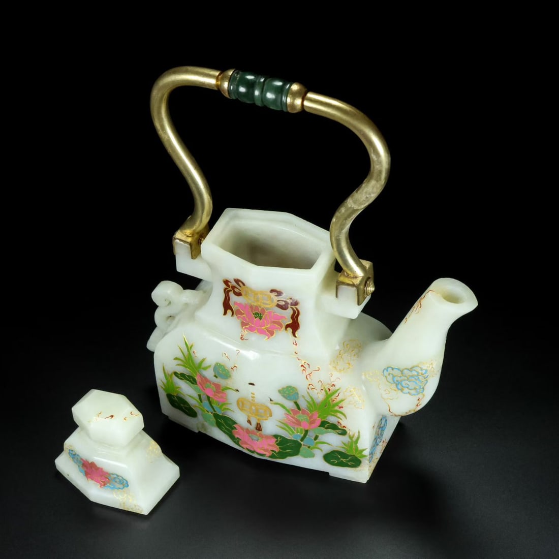 A Exquisite Hotan Jade Lotus Leaf Pattern Ewer - 2